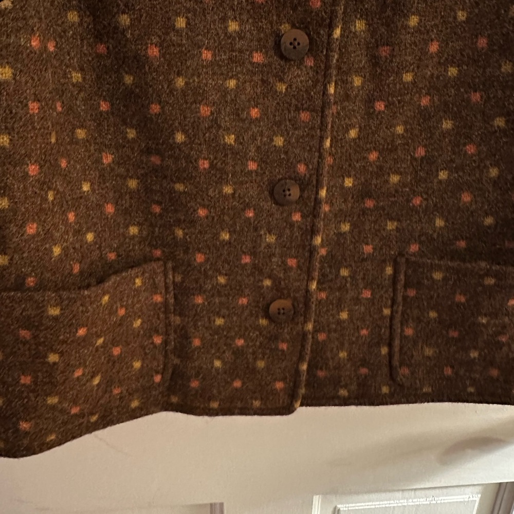 Land Ends 100% Wool Sweater Vest Plaid - Picture 4 of 10